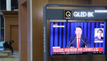 尹锡悦会被迫下台吗?专家:引起国民普遍愤怒,可能性不低