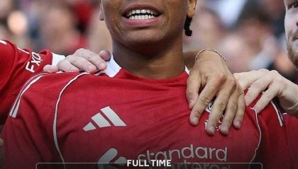 两轮均险胜!詹俊:利物浦后防线抗压令人担心,应优先考虑买格伊