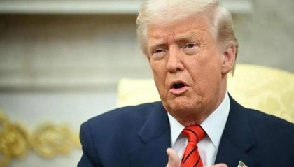 俄乌局势大转折!美威胁话音刚落,俄连退3步,普京愿无条件谈判