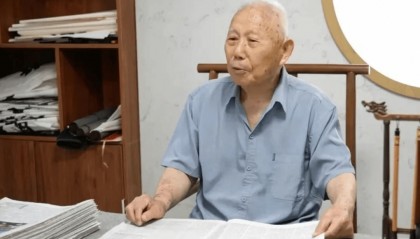 这6位与总书记握手的老战士是谁?