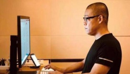 一个比特币可以换5万人民币,当年买了10万比特币的人,现状怎样