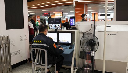 地铁安检新规仅持续10小时?来回折腾打工人得有人负责