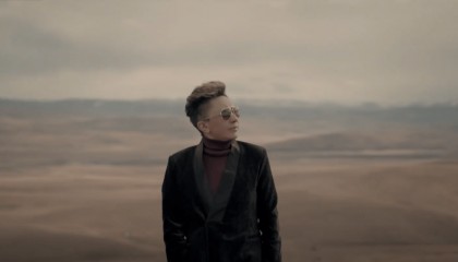 年仅39岁!知名歌手因病去世