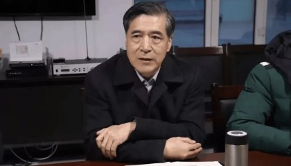 内蒙古:坚决拥护党中央决定