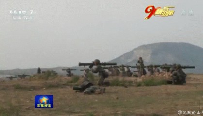 辟谣!解放军人手一个筒子?不,我们每人两具火箭筒!丨轻武专栏