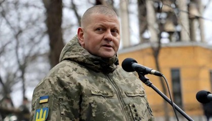 若乌克兰现在举行大选，民调显示泽连斯基排第四，排第一的是被他解职的乌军总司令