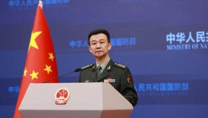 国防部:研制建造076两栖攻击舰不针对任何特定目标