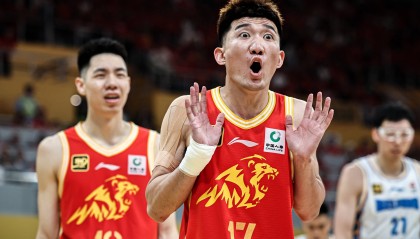 太铁!孙铭徽15中2三分球9中0 广厦先输一场真不冤