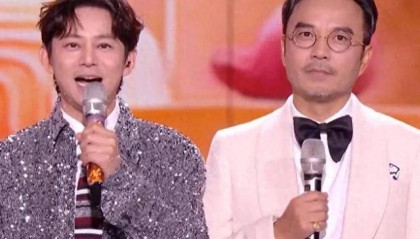 湖南台跨年主持又被吐槽了,何炅带不动新人,没人互动嗓子都哑了