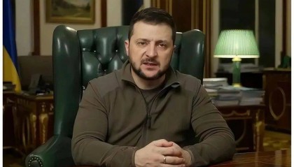 乌军丧失40%“战果”,泽连斯基却还在做梦?又有一国下场,援助乌克兰1亿美元!