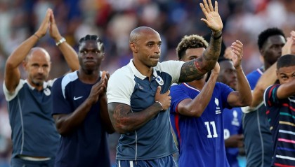 亨利:我这两三年看足球经常感觉非常无聊,感谢国米和巴萨