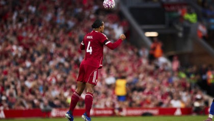 观战台:利物浦大战曼联+拜仁火拼多特 阿森纳冲五连胜