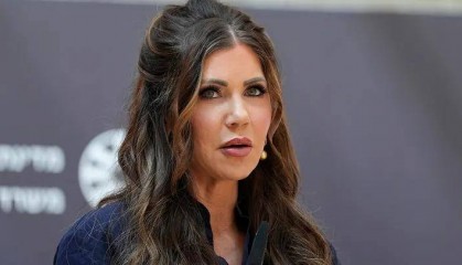 美国土安全部长:洛杉矶抗议活动“十分专业” 示威者有报酬