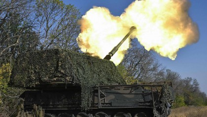 基辅传出爆炸声!拜登政府准备快速发放剩余援乌资金,俄里海分舰队基地遭袭