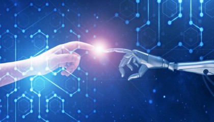 DeepSeek流量下滑,这半年梁文锋都干了啥?