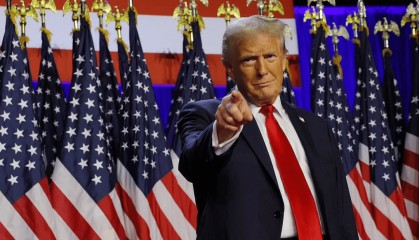 川普复仇归来!马斯克上任“审计委员”?英首相和美网民的反应绝了…