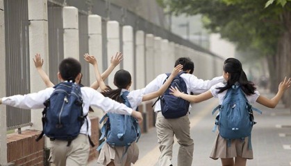多地将从今秋起试行中小学“春秋假”,湖北恩施明确春季和秋季学期放假均不少于1周