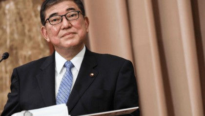 特朗普万万没想到,石破茂居然入了中方的眼,火速派美财长到日本要一个交代