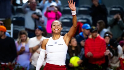 WTA罗马站:郑钦文2-0安德莱斯库晋级八强 将战萨巴伦卡