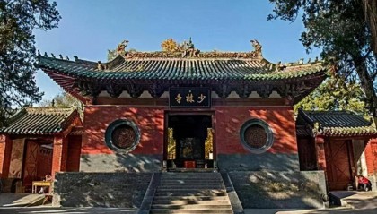 手握18家企业+985个商标:一个方丈的资本生意经