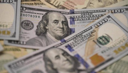 中国再抛百亿美元,美财长警告:钱袋子快空了,美债只能撑到8月