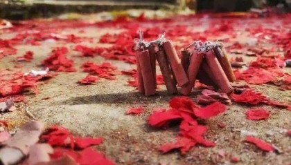 郑州一男子放炮仗致一路边摊贩“突发性耳聋”,被判赔1.6万余元