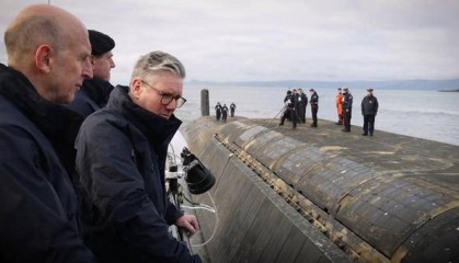 英国首相罕见视察核潜艇释放威慑信号 英媒:同时暴露出尴尬弱点