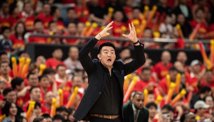 尴尬!广厦总决赛至今0胜9负 许利民上双塔获成功