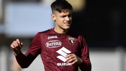 意媒:恰尔汗奥卢可能明夏离队,国米将与米兰竞争里奇