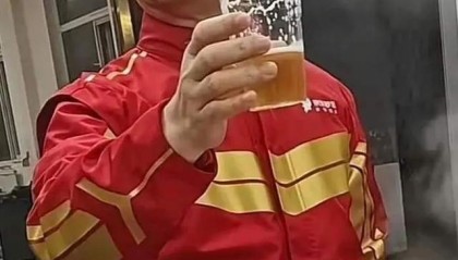 刘强东吃了一顿“价值上亿”的火锅之后,京东外卖崩了