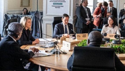 台海震撼一幕出现,美国一声令下,“大鱼”全部冒头,中方1挡30?