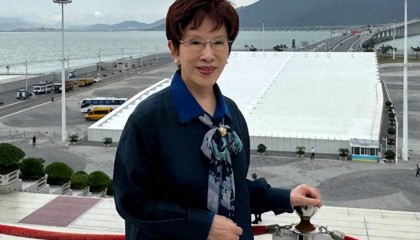 洪秀柱为何走上天安门?她以实际行动回应赖清德,坚定站在历史正确一方!