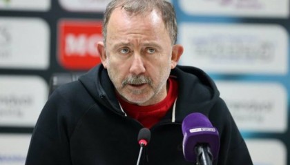 土耳其籍教练回应穆帅言论:如果您有更好的选择,就不会来这里了