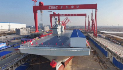 满载排水量4万余吨!海军四川舰来了 舷号“51”