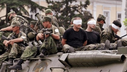 “第二个乌克兰”出现!总统拒绝交权,抗议浪潮席卷,释放信号强烈