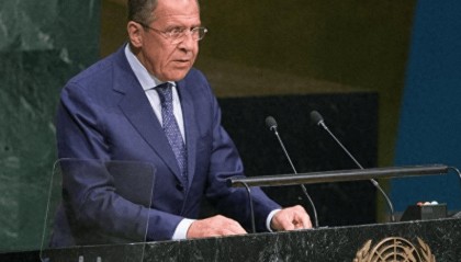 特朗普话音刚落,拉夫罗夫通告全球:敢击落俄战机,一切后果自负!