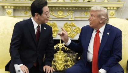 特朗普:要不李在明跟我一起访华吧,还可以节约能源、保护臭氧层