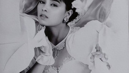 歌手千百惠去世 儿子:妈妈唯一遗憾就是没有看到家乡回归祖国