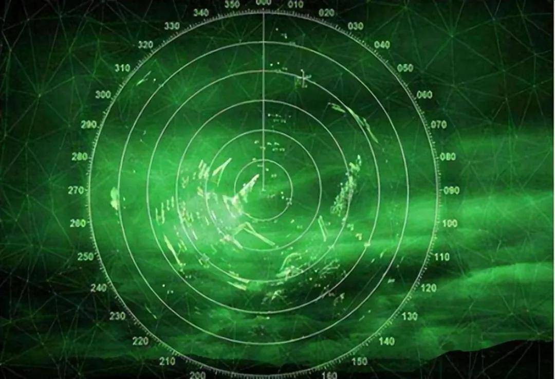 近日曝光!中国用一辆吉普车虚拟10万吨航母,南海戏耍美军侦察机