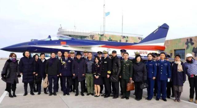 日本死不悔改，又威胁出兵台海！关键时刻，日军官直奔解放军基地