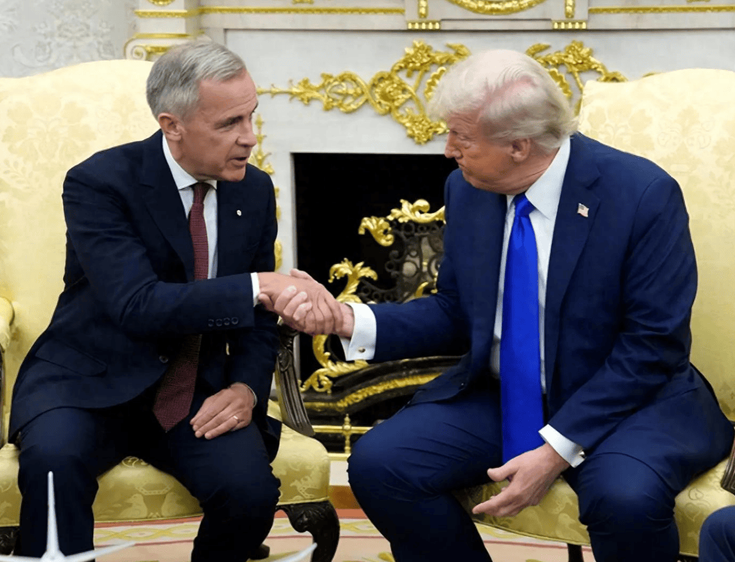 中加已经谈拢？王毅挂断加外长电话，卡尼总理下令不惜一切代价要摆脱美国