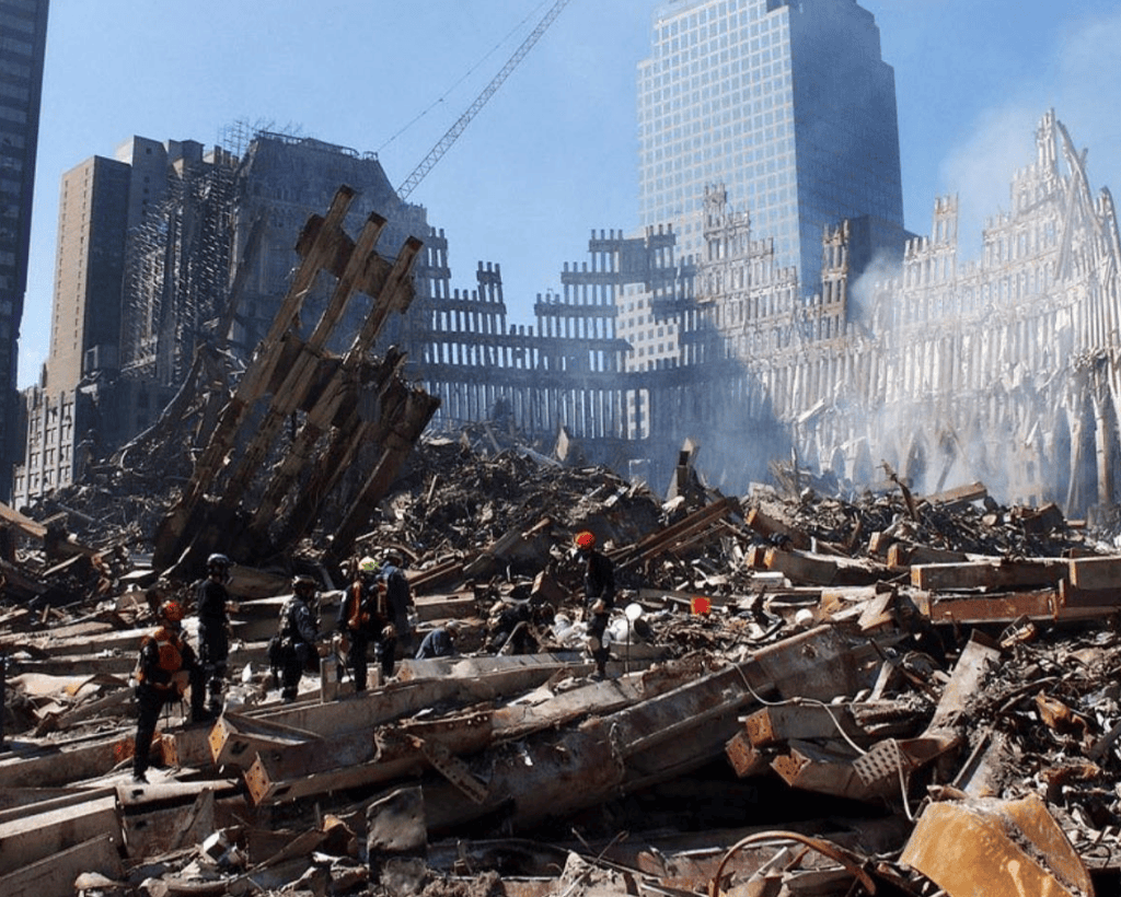 纽约市长:我就是移民,有本事把我赶走!特朗普:你接受恐怖分子资助,进监狱吧!